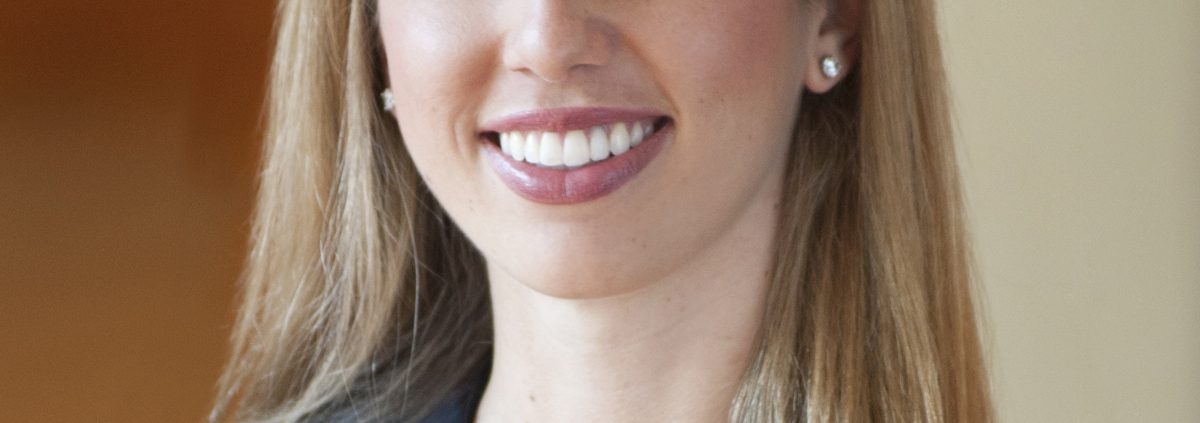 Elise Attridge Headshot